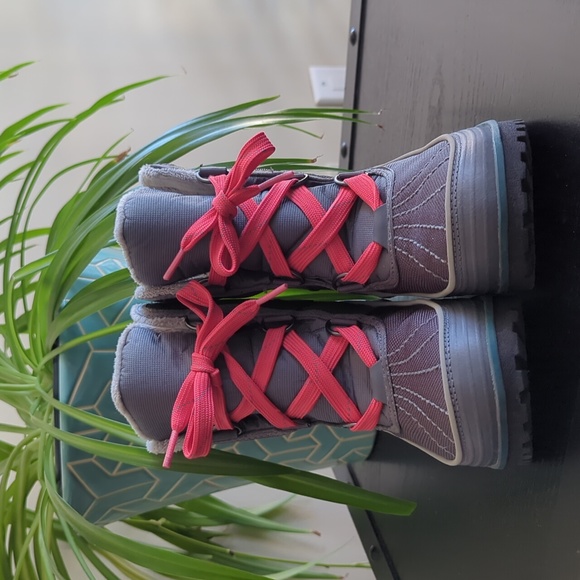 Sorel Tivoli II in City Grey size 6 - Picture 2 of 7